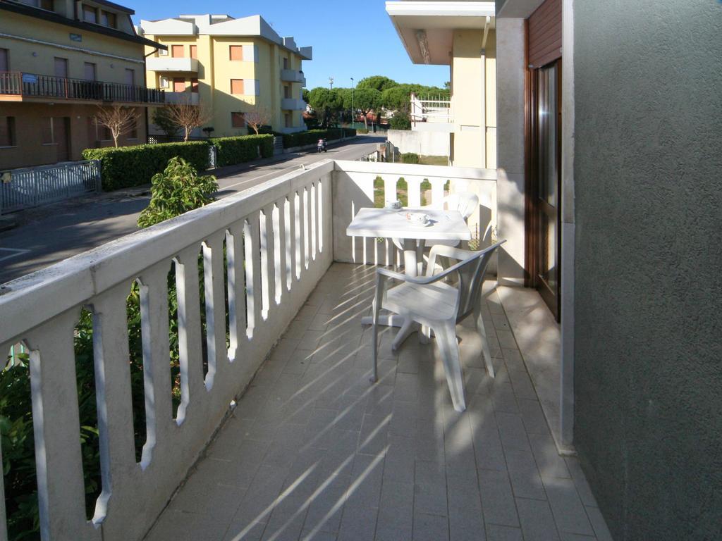 Apartamento Maria Lignano Sabbiadoro Exterior foto