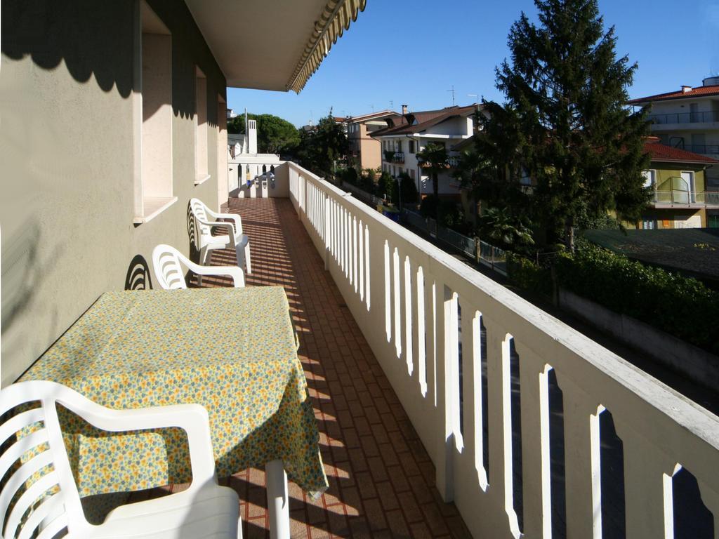 Apartamento Maria Lignano Sabbiadoro Exterior foto